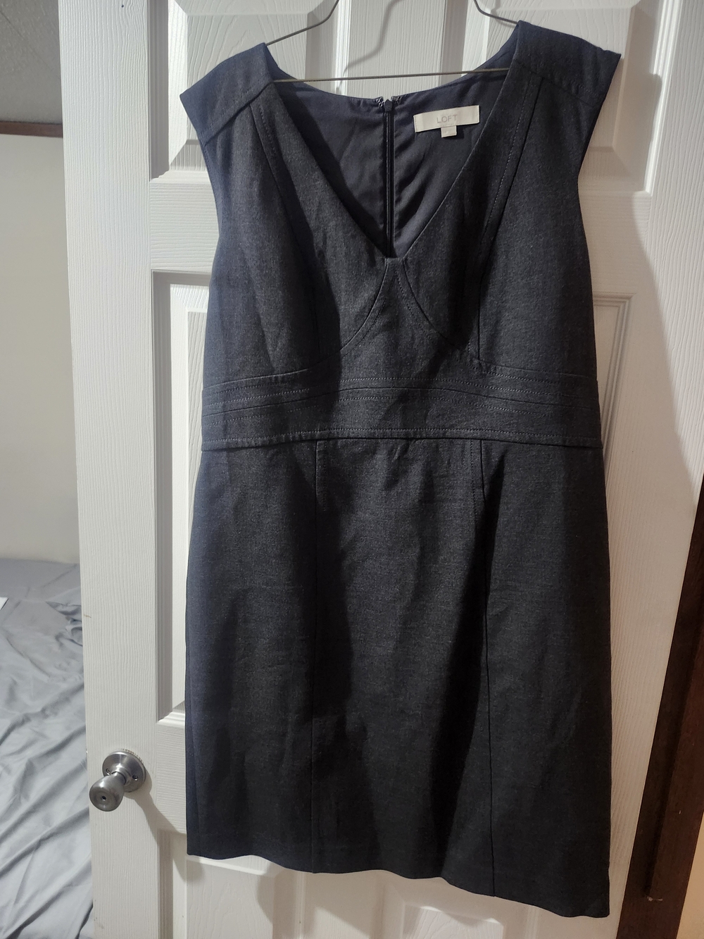 LOFT Black Sleeveless V-Neck Sheath Dress